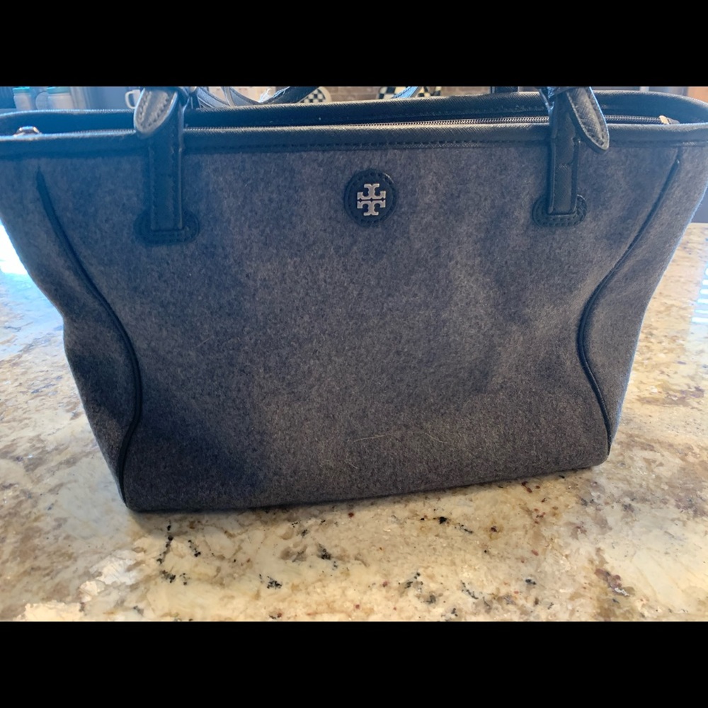 Gently used Tory Burch Large Tote.